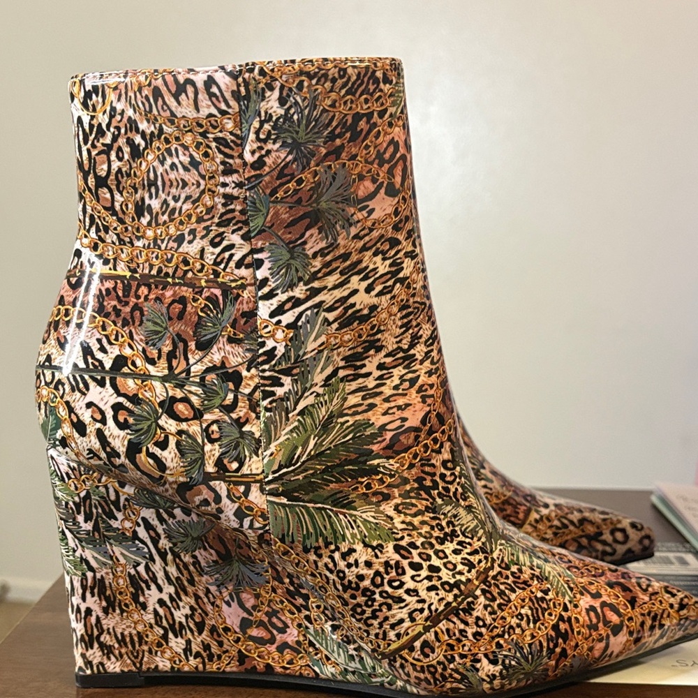 New! Leopard Print Ankle Boots Size 8